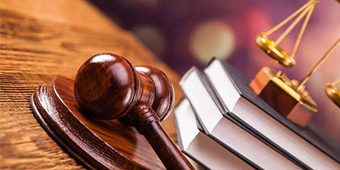 刑事案件应该什么时候请律师比较好？