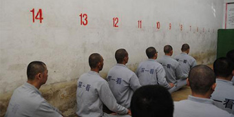 家人已经被刑事拘留了，这时家属应该做什么？