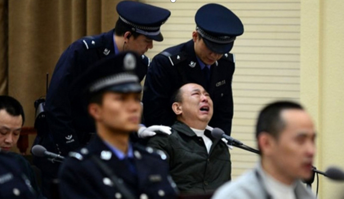 刘汉刘维等5人被执行死刑 被执行前与亲属会见(图1)