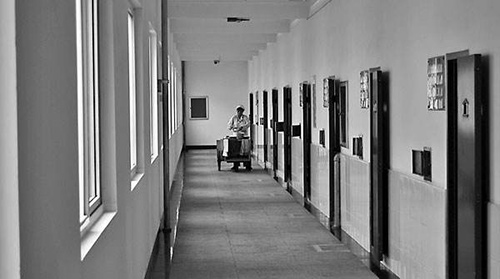 看守所关押多久才会判刑？(图1)