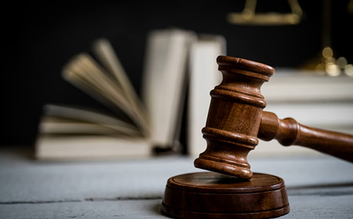 刑事案件什么阶段请律师比较好？(图1)